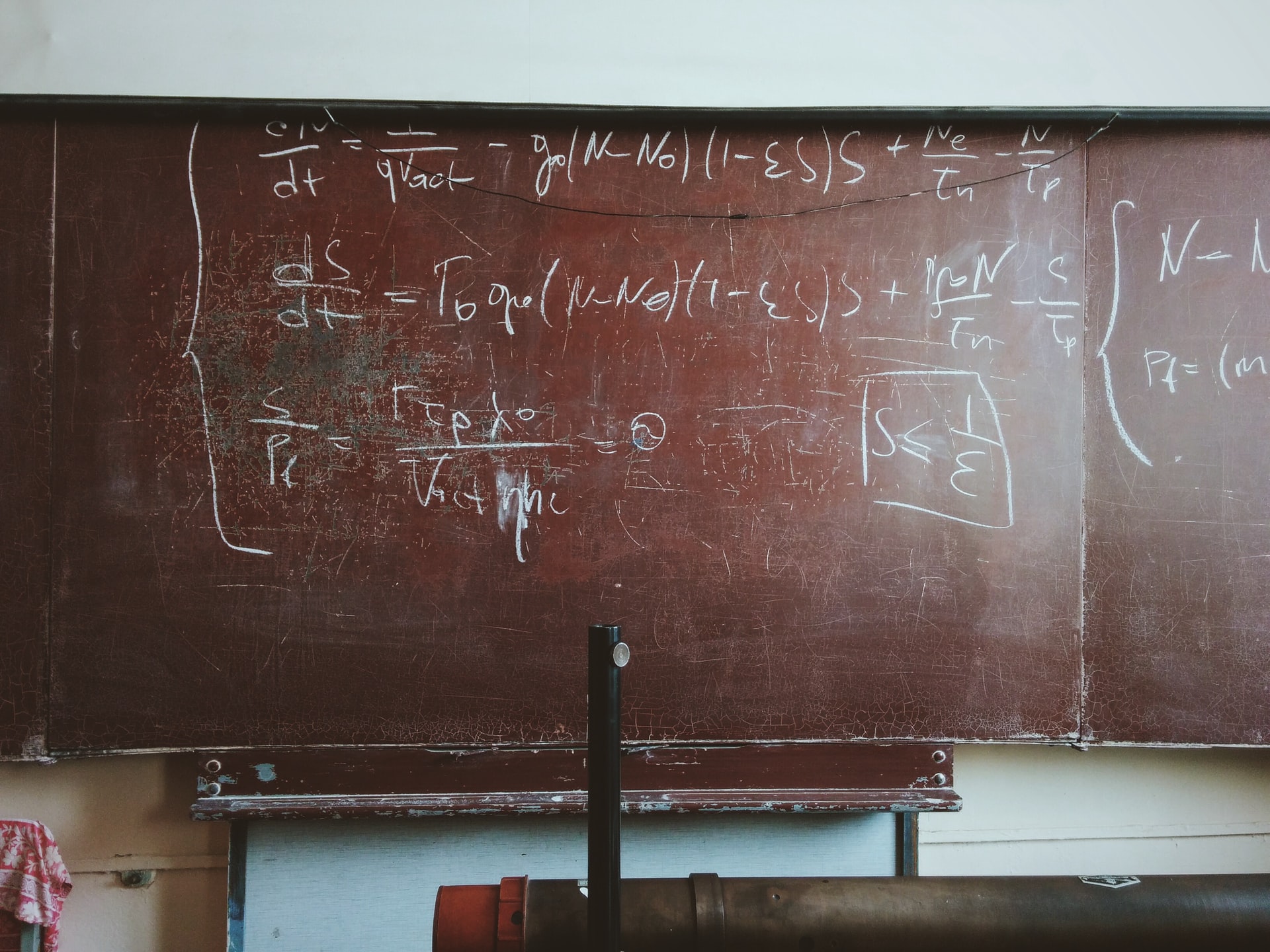équations de maths pour le lycée