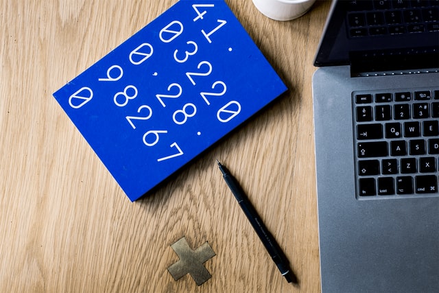 calculs de maths sur table