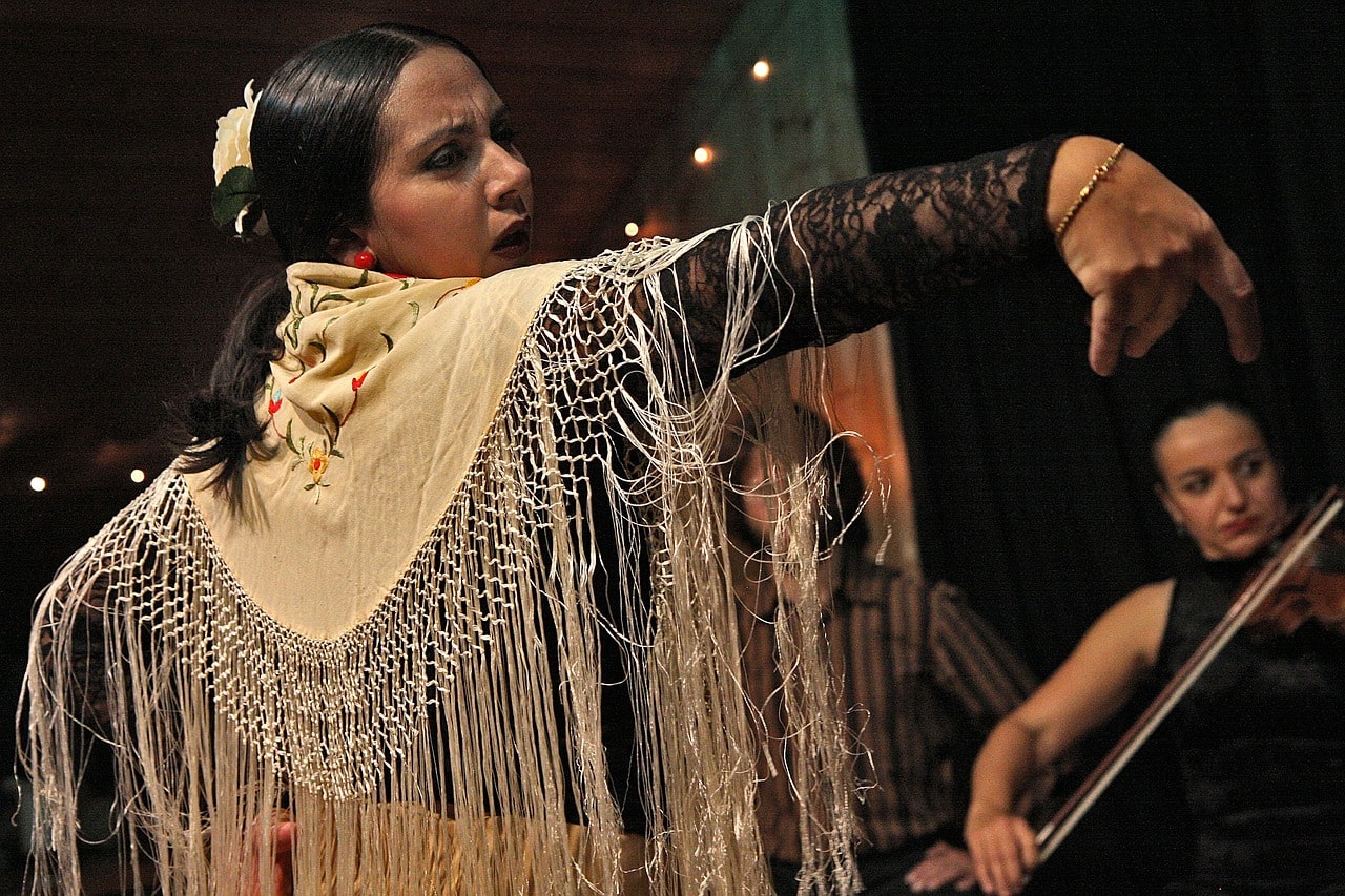 danseuse traditionnelle de Flamenco en Espagne